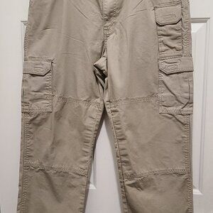 5.11 Tactical Series 36/30 Multi Pockets Khaki Pants 74251 GU